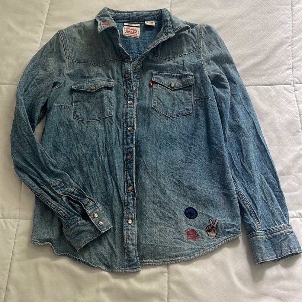 Levi’s Jean button down